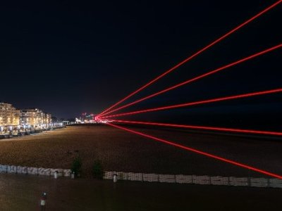 URGENT: Mysterious Red Light Appears in the Sky - Experts Baffled!