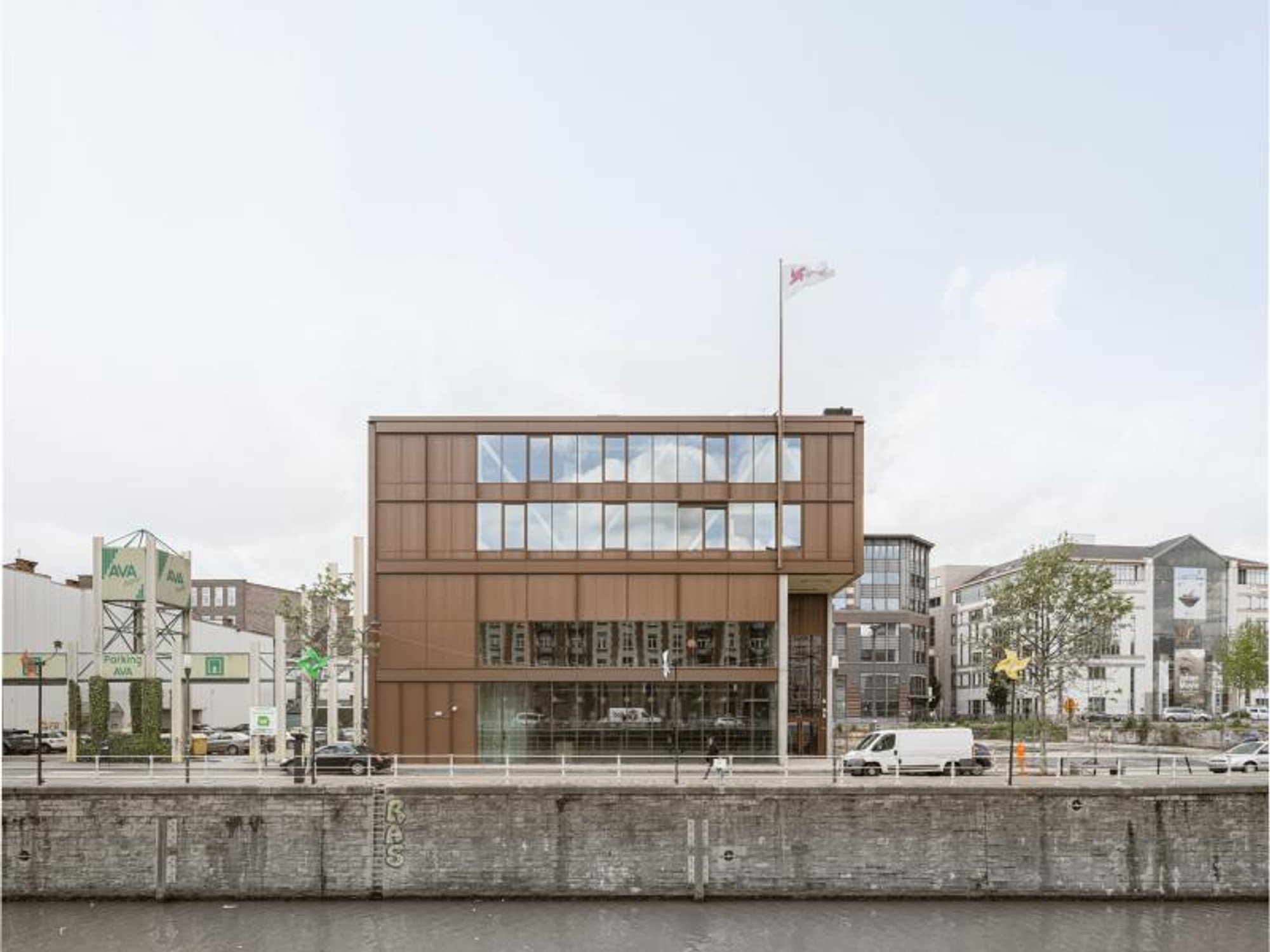 Bogdan & Van Broeck Design a Stunning Community Hub in Molenbeek Along the Scenic Canal
