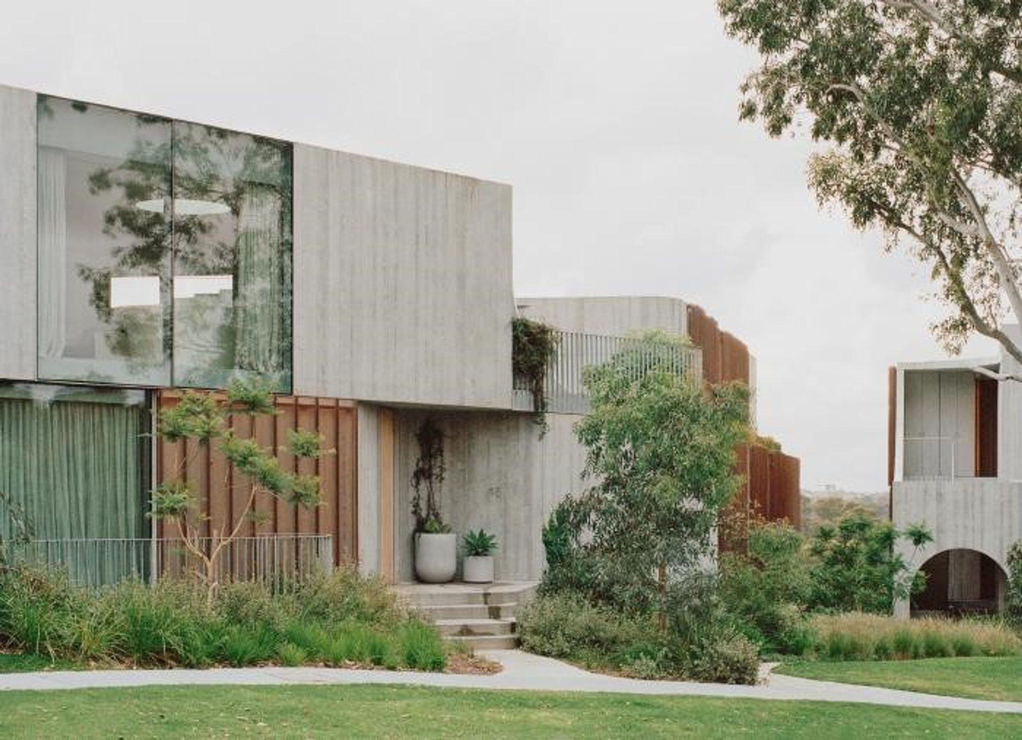 Discover Urban Chic: Edition Office Unveils Fenwick St's, Architectural Marvel