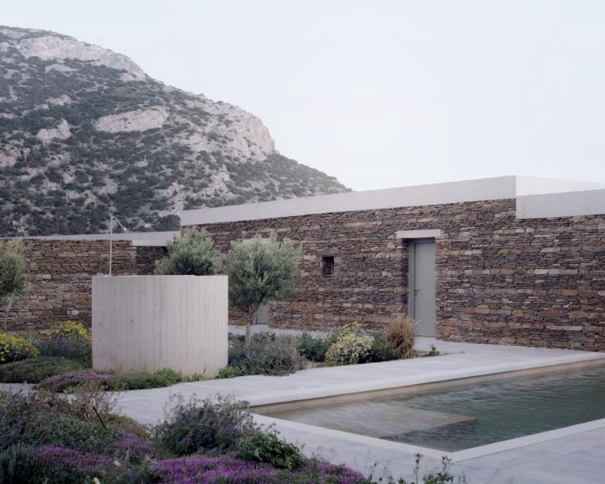 Office Muto: Your Dream House with a Garden!