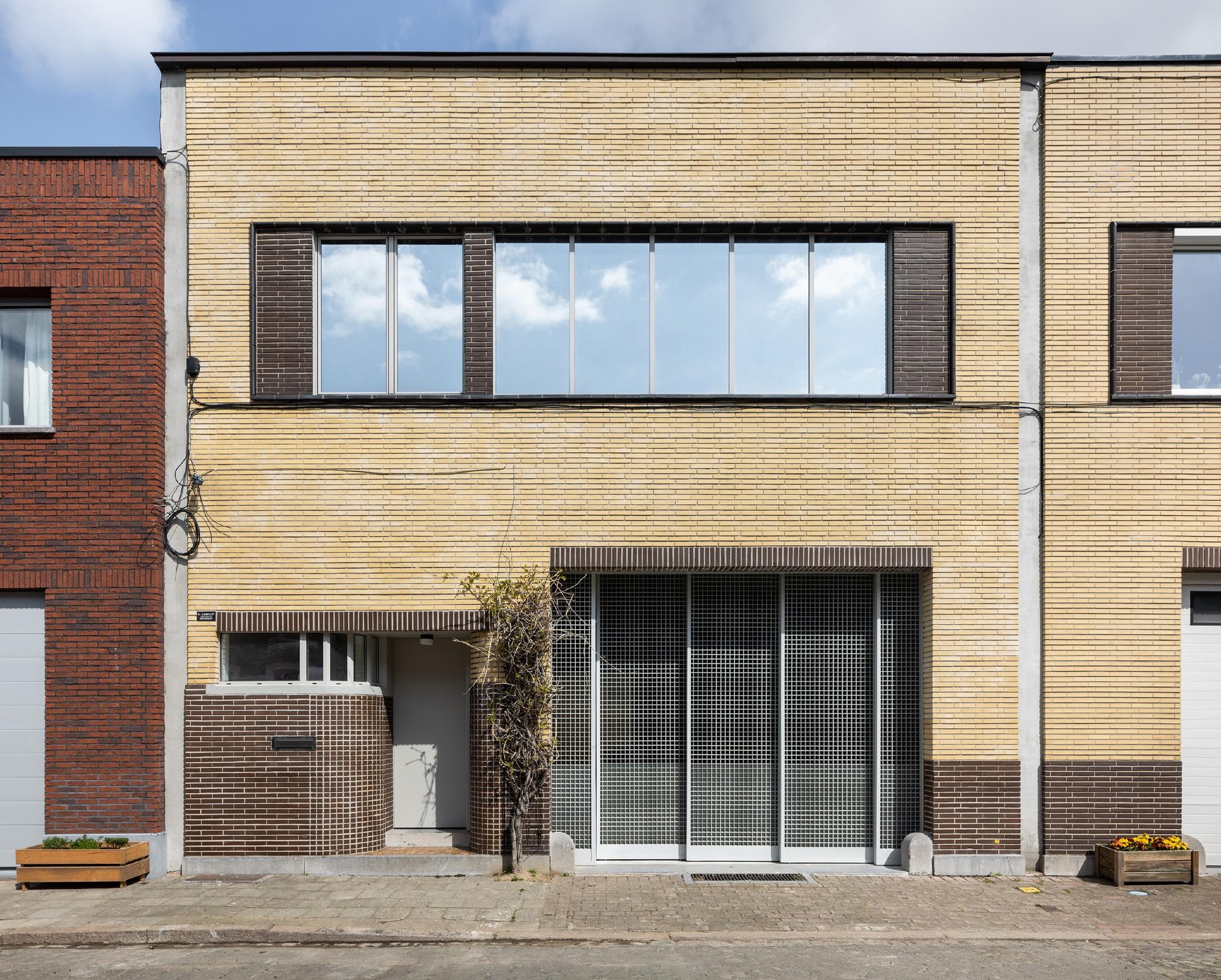 Redefining Architectural Boundaries: Exploring the Innovative Works of CONTEKST MERCURIUS