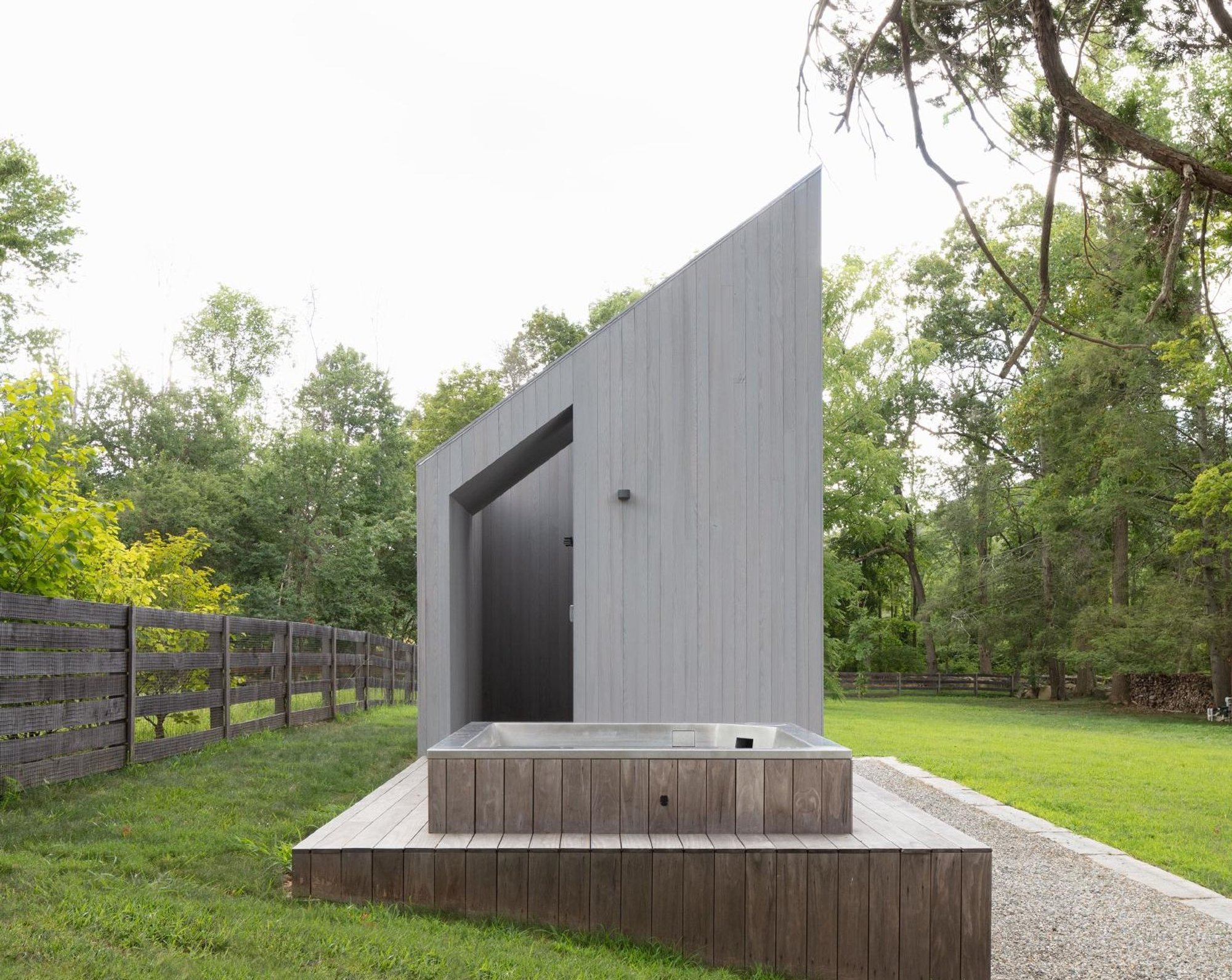 Elevate Your Wellbeing: Discover the Tranquil Oasis of Worrell Yeung's Spa Shed