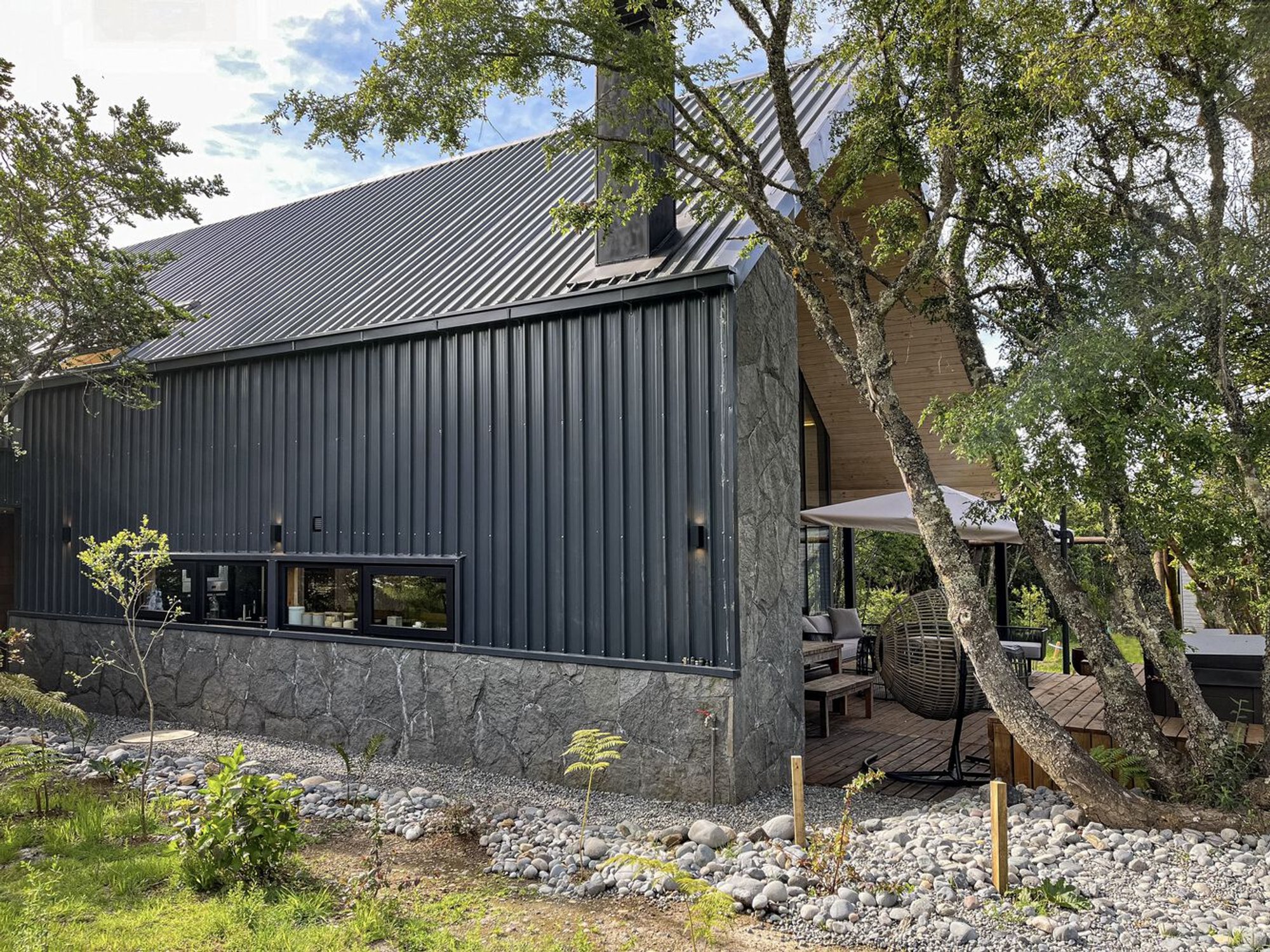 Sustainable Family Homes in Chile: La Puntilla House by M3 Arquitectos