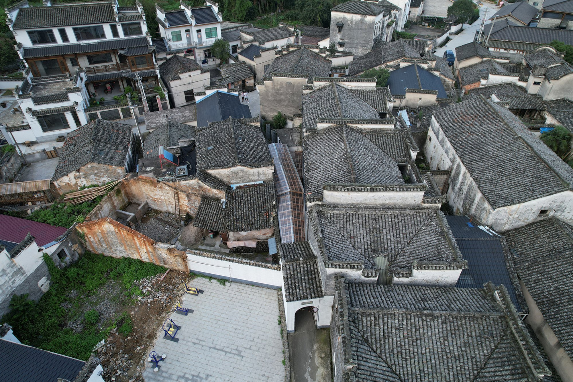 Rural Revitalization Design: Transforming Fengwu Village with the Huizhou Corridor