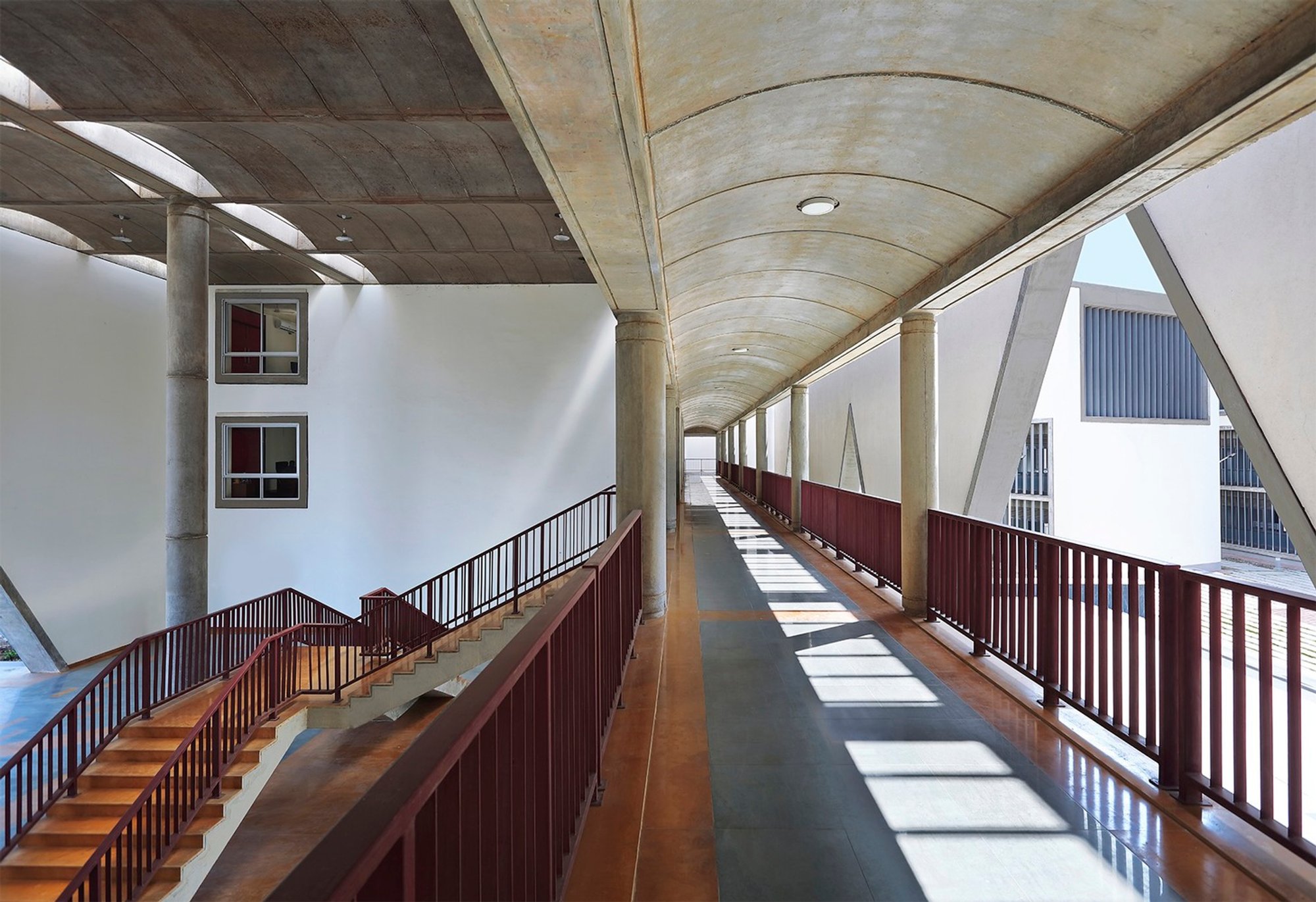 Modern Indian Educational Architecture: A Fusion of Tradition and Innovation
