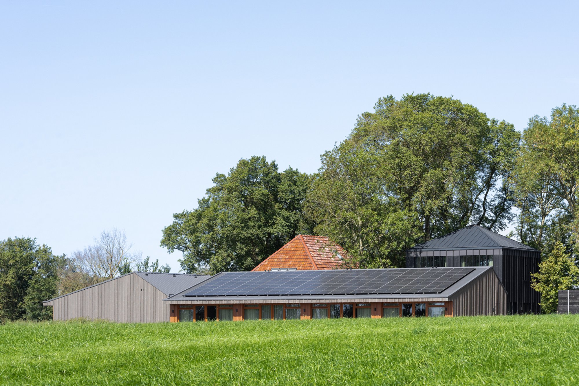Hospice Architecture: Blending Tranquility and Tradition in Westerland, Netherlands