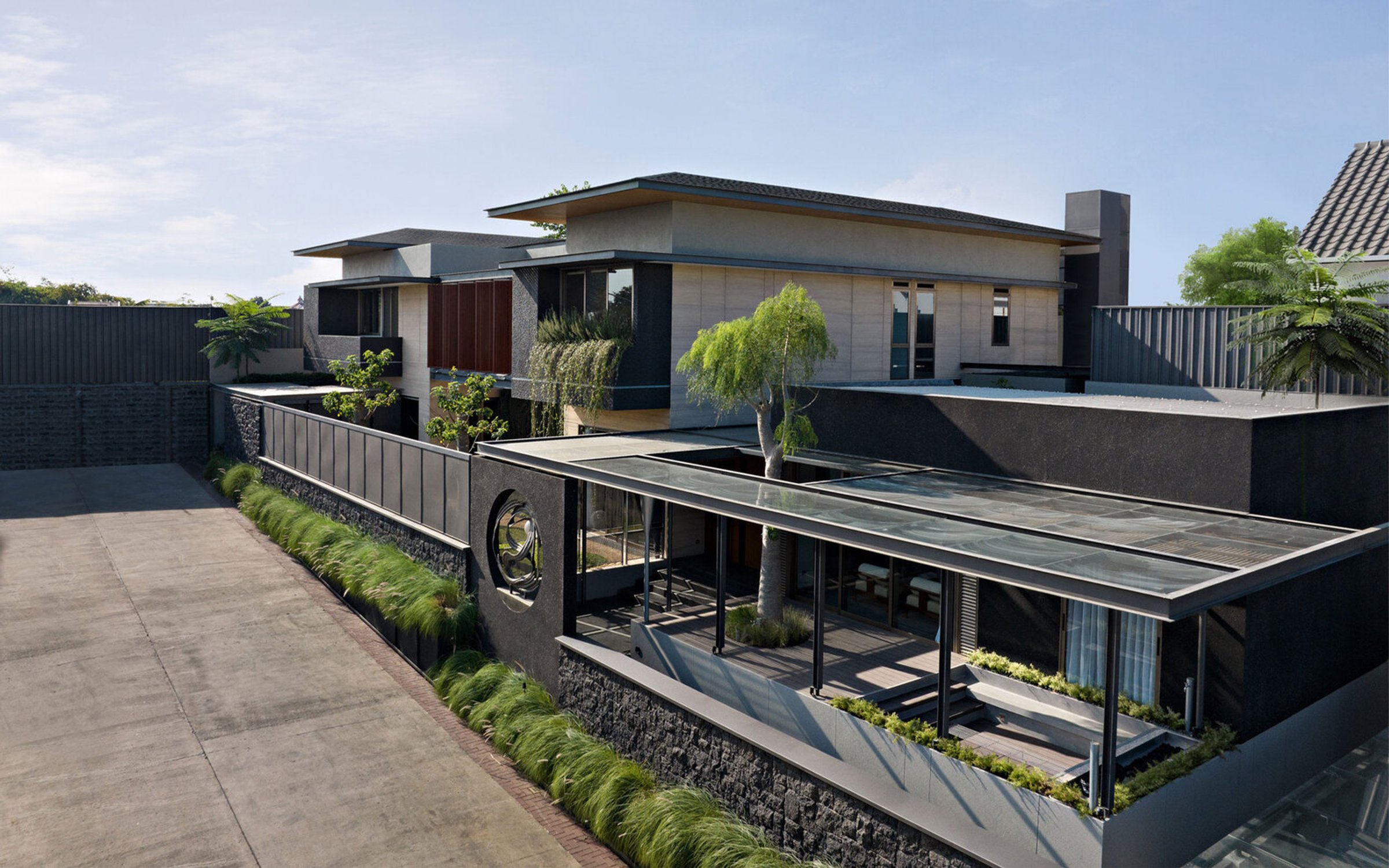 Innovative Sustainable Homes in Indonesia: Unveiling Grande House by Patio Livity