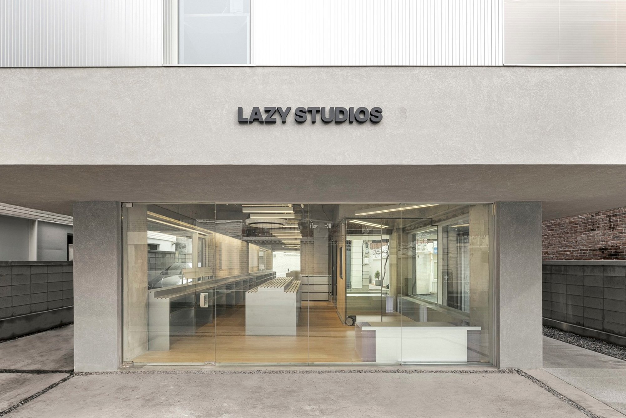 Innovative Tattoo Studio Design: Lazy Studio by Unseenbird