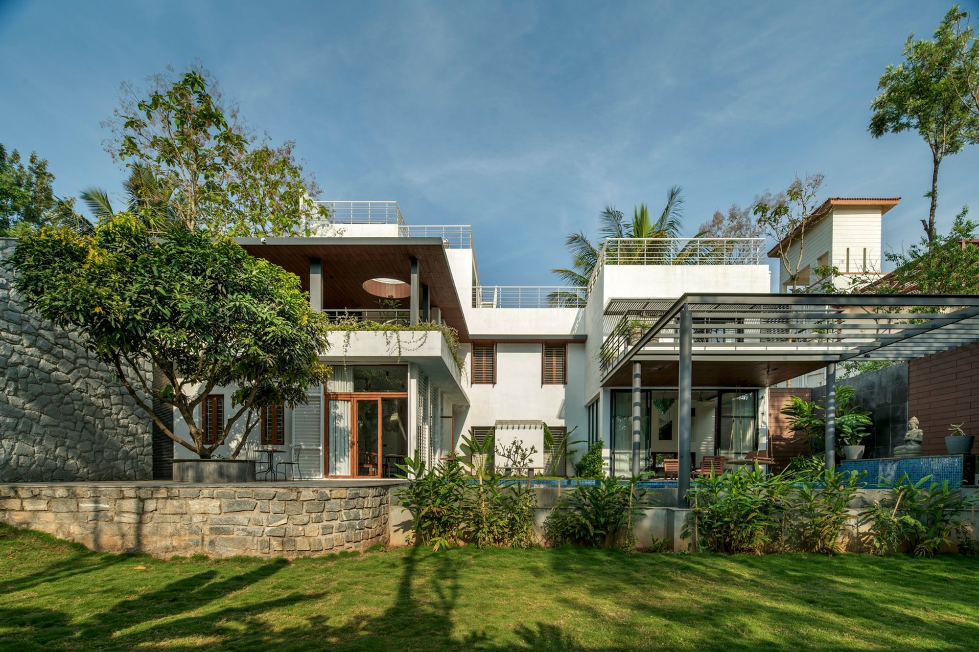 Sustainable Home Design in Bengaluru: Unveiling the Siri Residence by Design Kacheri