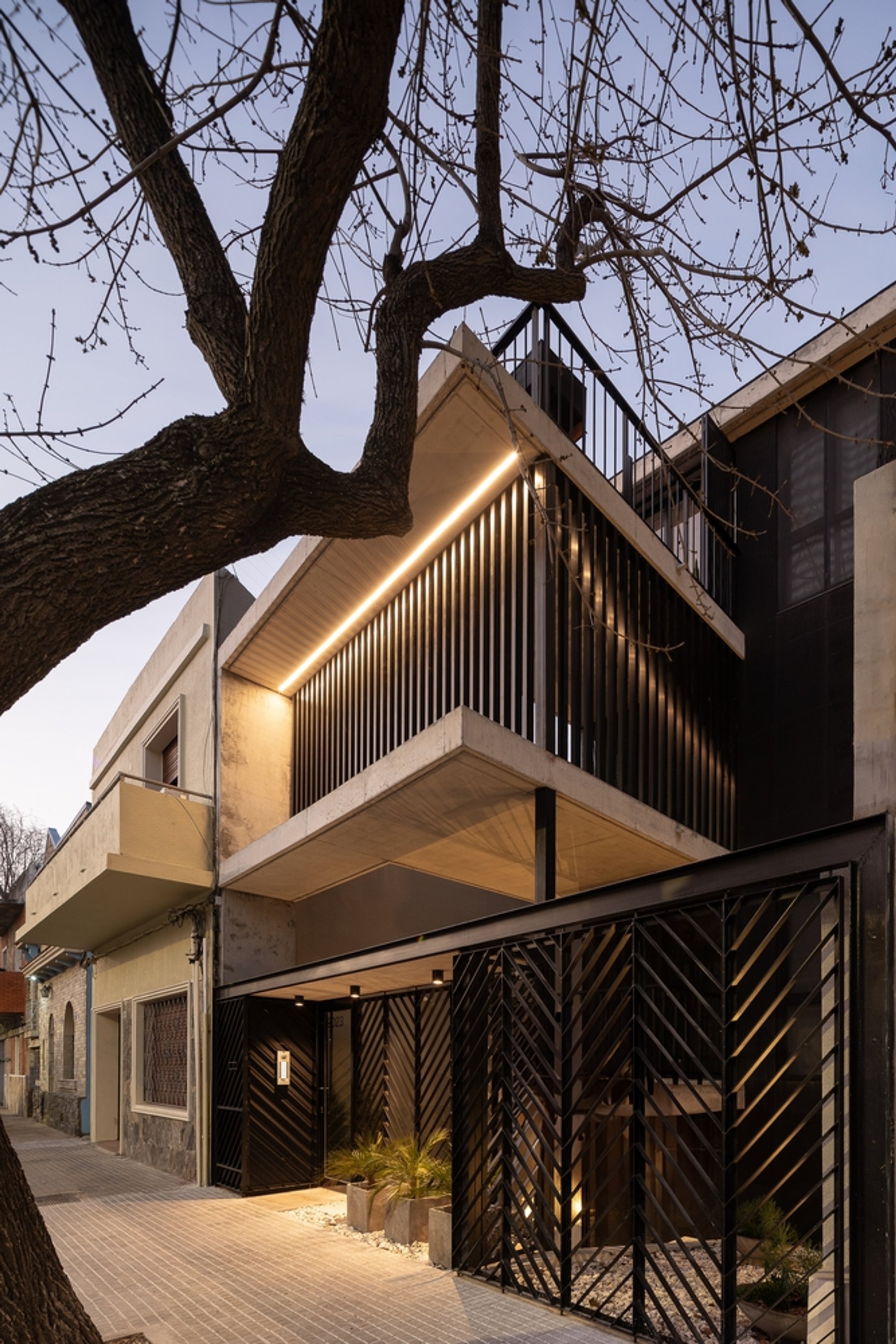 Pagola 3023 Apartments: Redefining Urban Residential Architecture in Montevideo