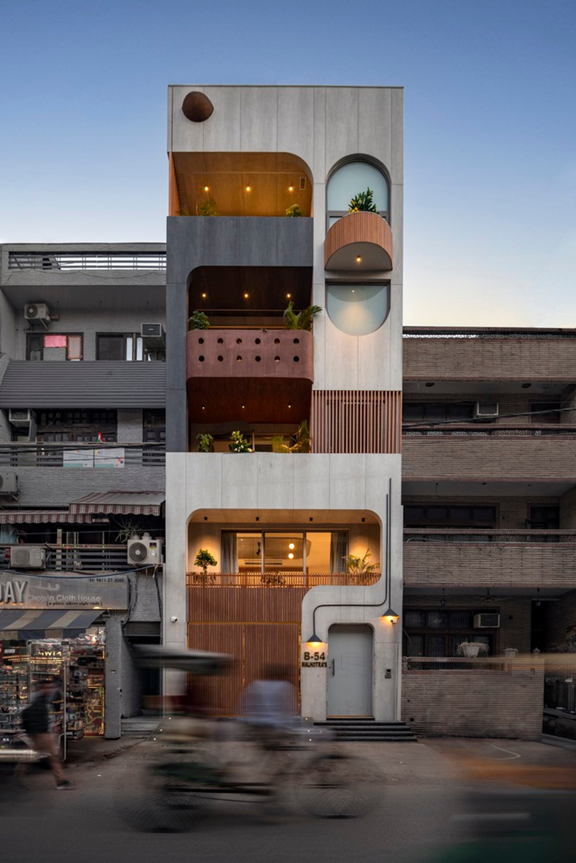 "Embracing Compact Luxury: The Revolutionary Design of Sustainable Urban Homes"
