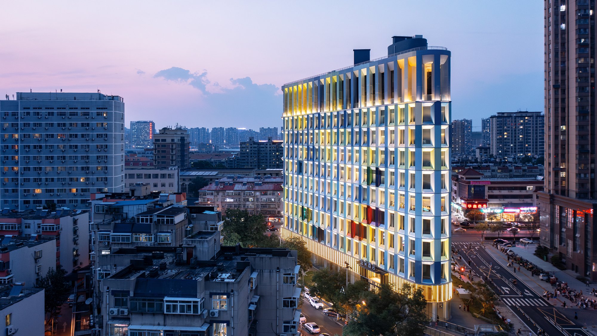Urban Commercial Complex Design: The Jinan Huizhong Starry Center