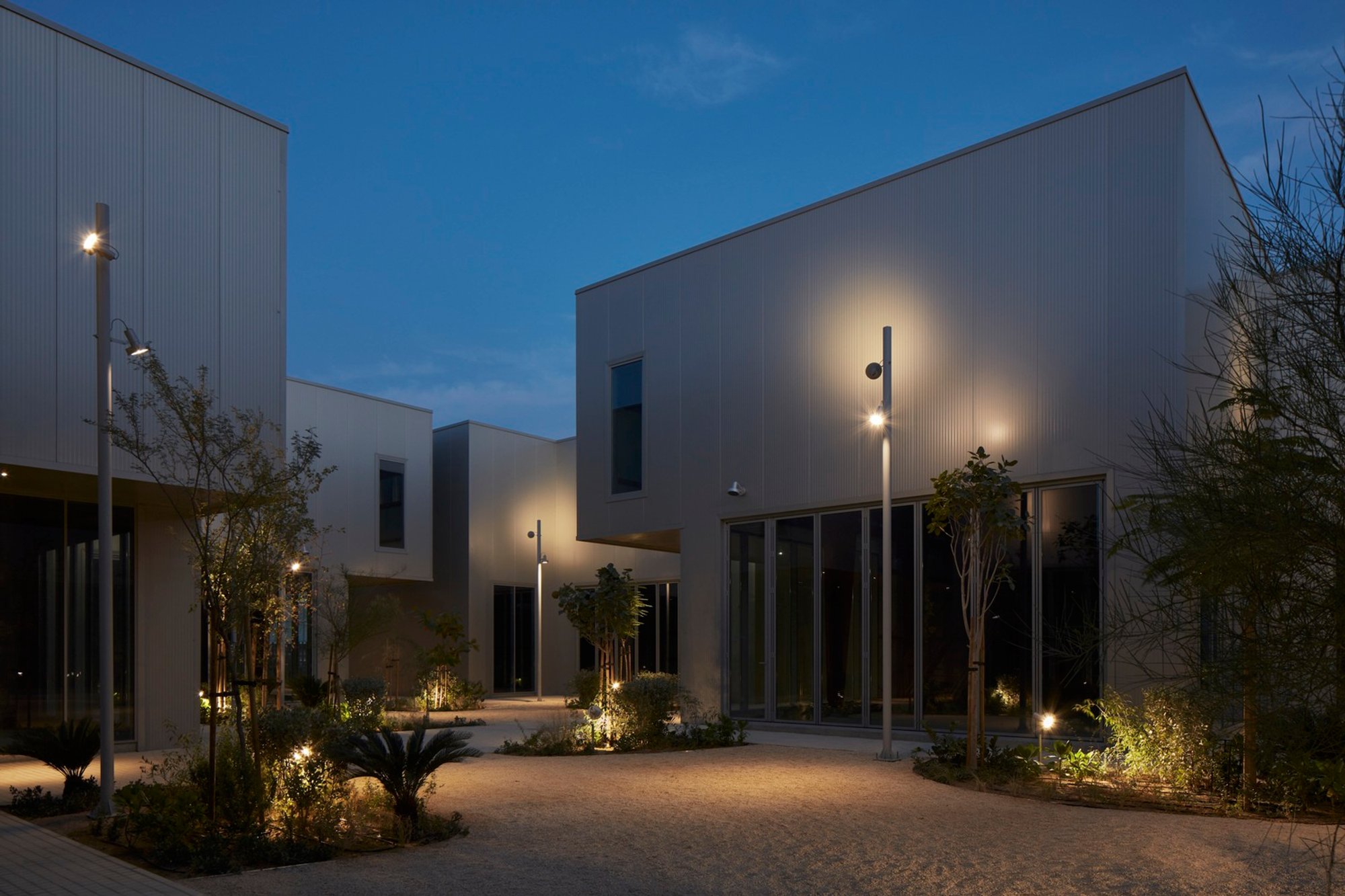 Reinventing Warehouse Design: The CMPLX Commercial Space by BONE