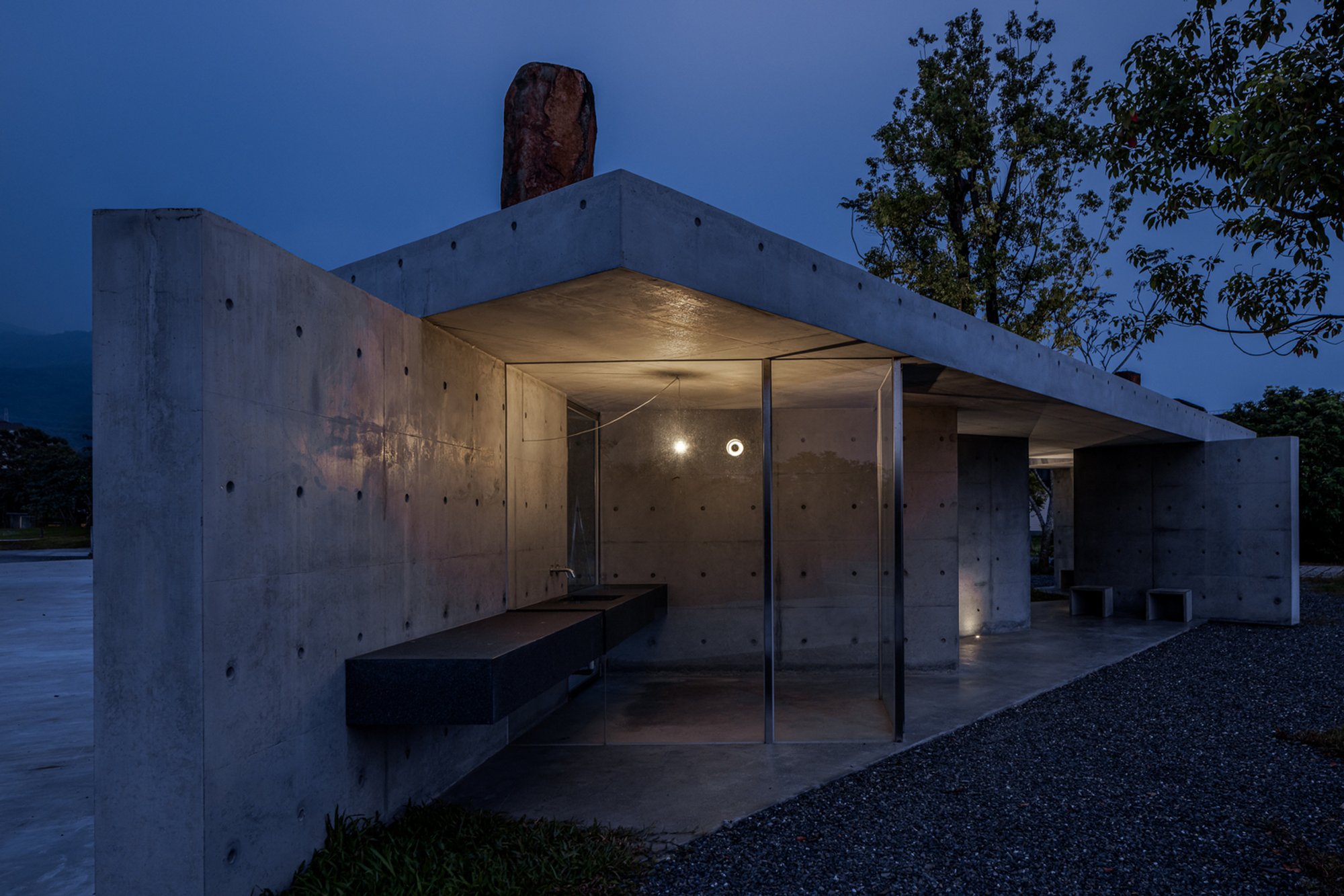 Innovative Healthcare Pavilion Design: Unveiling the Entry Pavilion by Metrics Architecture Studio