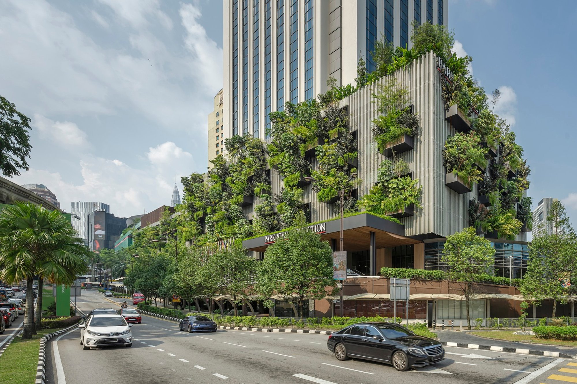 Transforming Urban Spaces: The Green Oasis of PARKROYAL Collection Kuala Lumpur