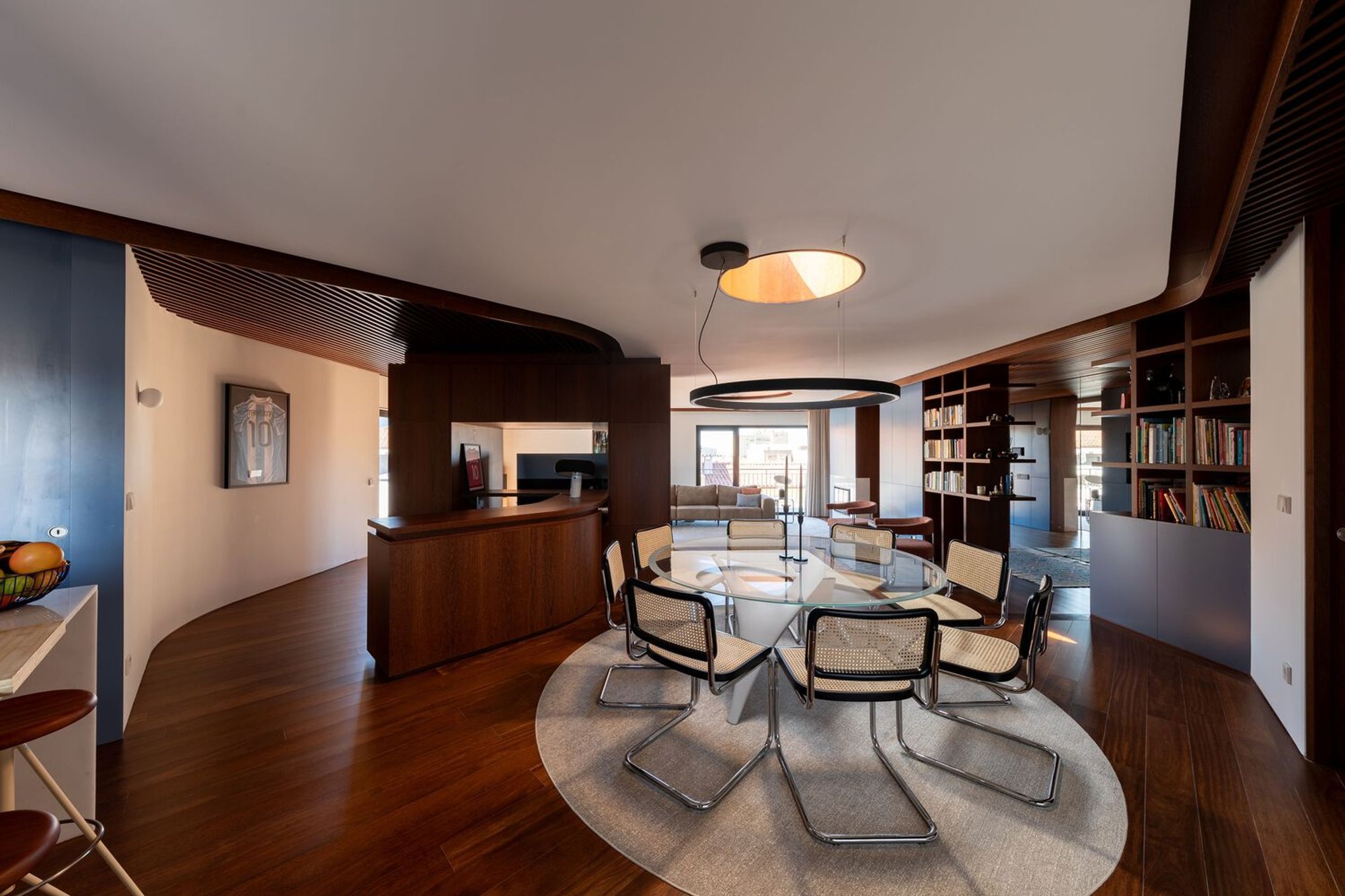 Discover the Charm of Modern Apartment Design in Barcelos: A Tour of Jardim Velho Apartment