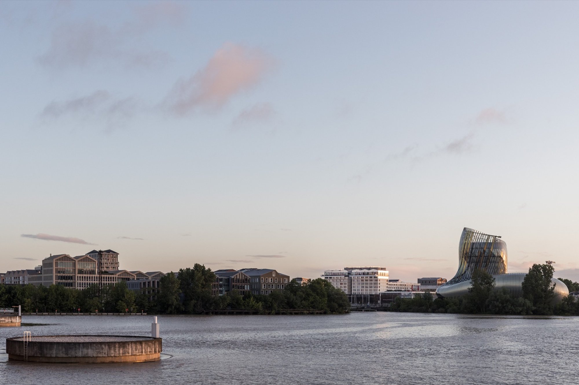 Adaptive Reuse Architecture in Bordeaux: The Bacalan Block Transformation