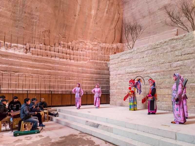 Performance in Quarry #9, Jinyun, photo by Wang Ziling © DnA_Design and Architecture