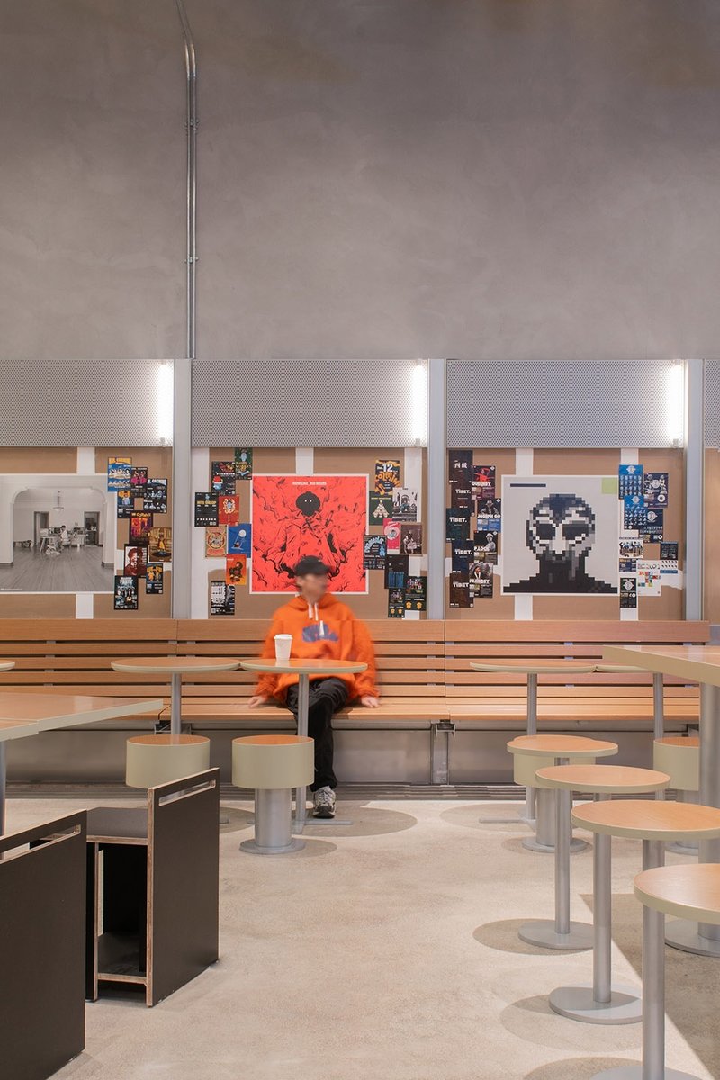 Coffee rest area © WHY WOULD