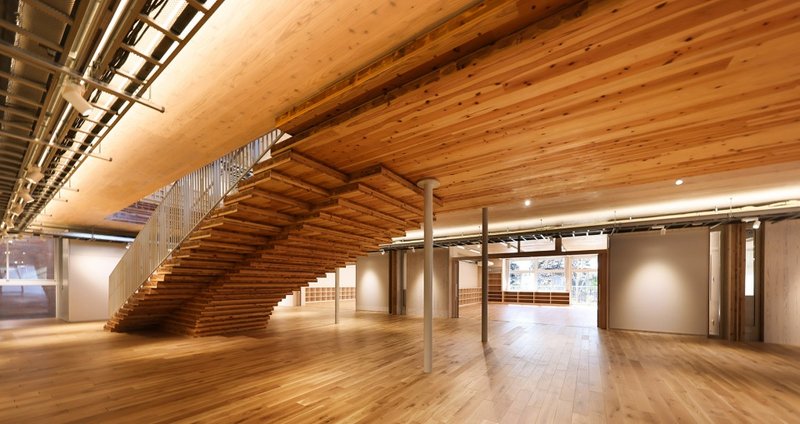 Cedar CLT is used as the primary structural and interior material in the building.&nbsp;