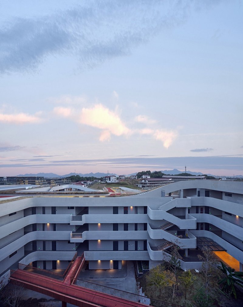 &nbsp;Dormitory courtyard&nbsp; © Octopus Jianzhu