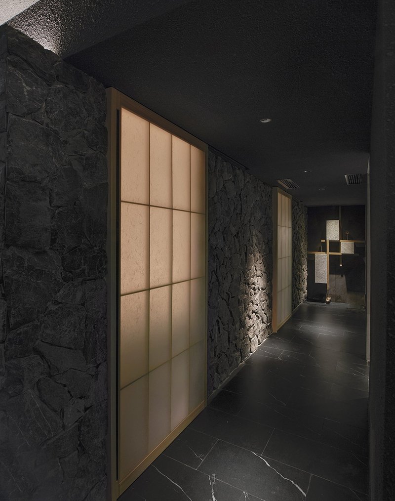 Corridor © Ruijing Photography