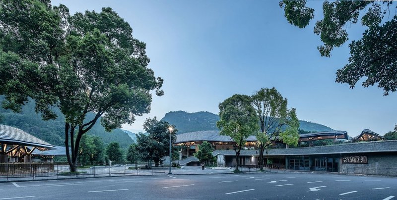 Overview of the Tourist Center © Wang Ziling