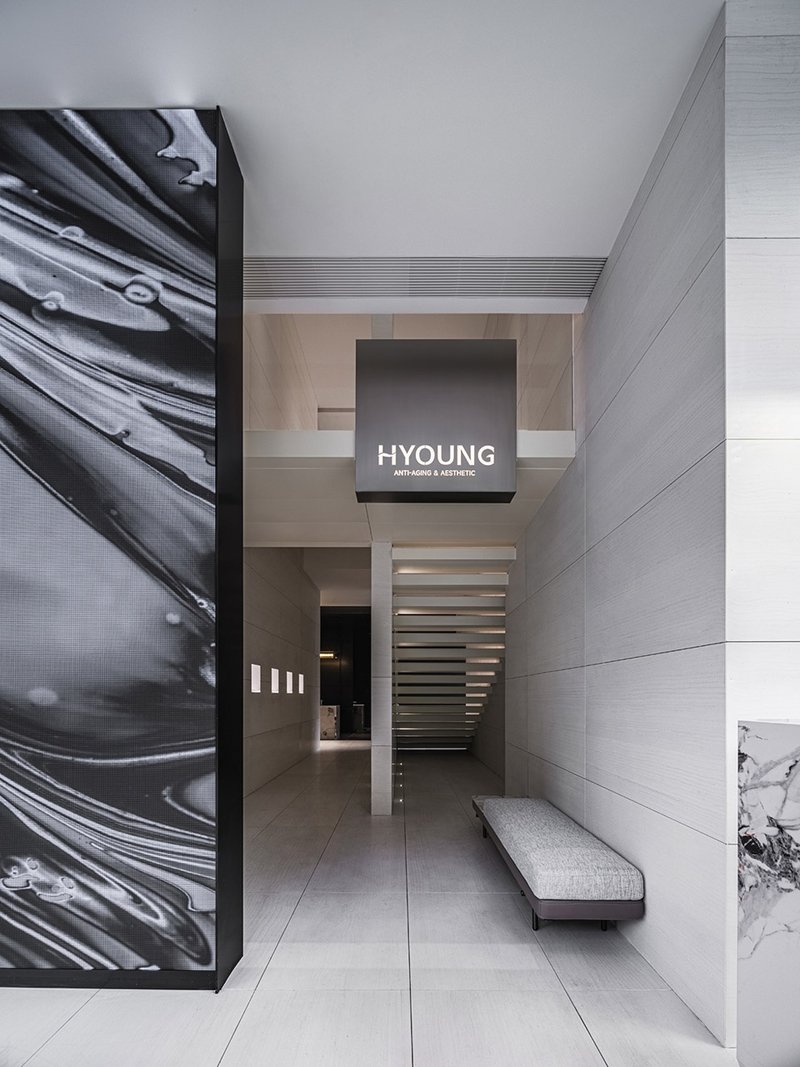 Overview of the entrance hall © WYAP Image