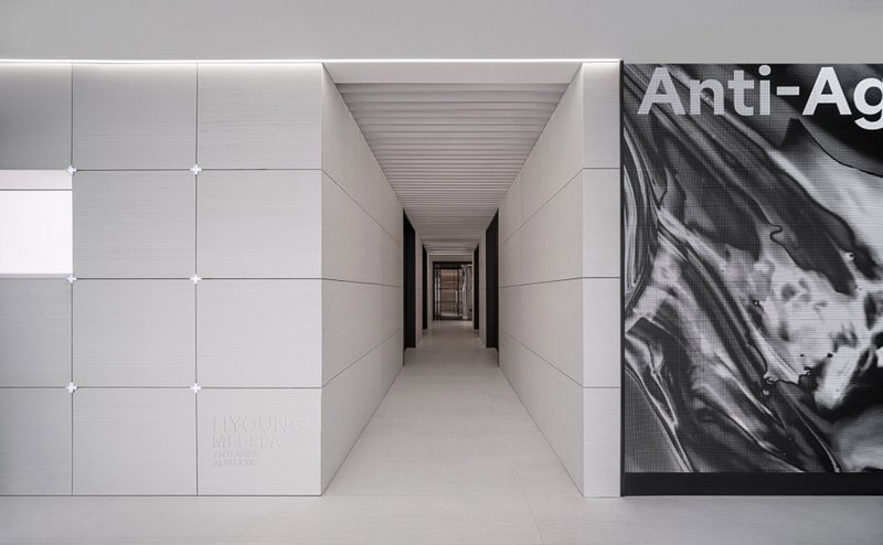 Overview of the second-floor corridor © WYAP Image