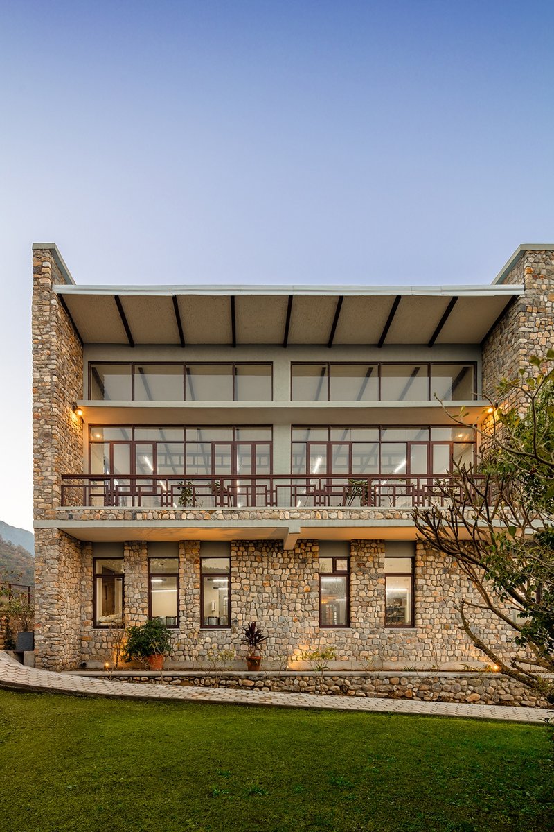 Exterior ©Noughts &amp; Crosses LLP