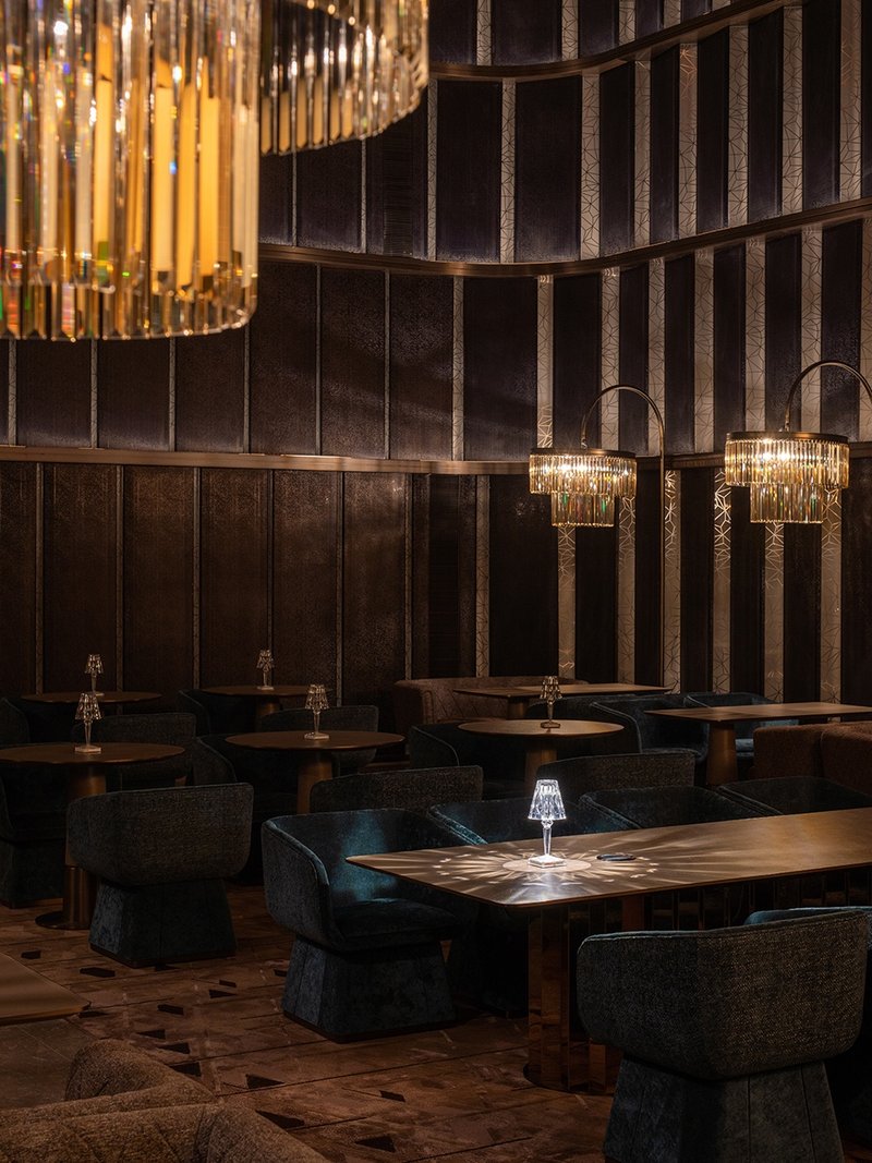 Details of the GIN BLUE Whiskey Bar ©Wu Jianquan