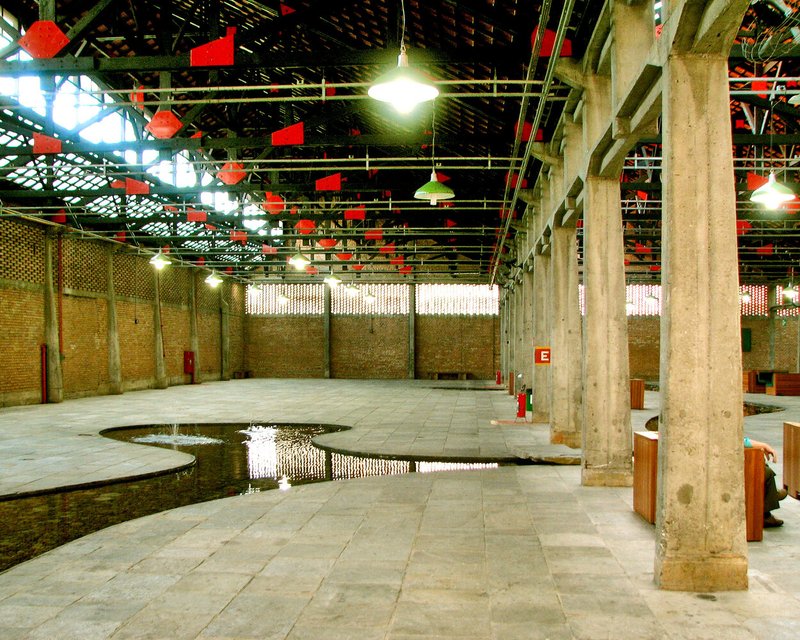 @ SESC Pompéia. Image by Flickr user Gabriel Fernandes. Attribution-ShareAlike 2.0 Generic (CC BY-SA 2.0).