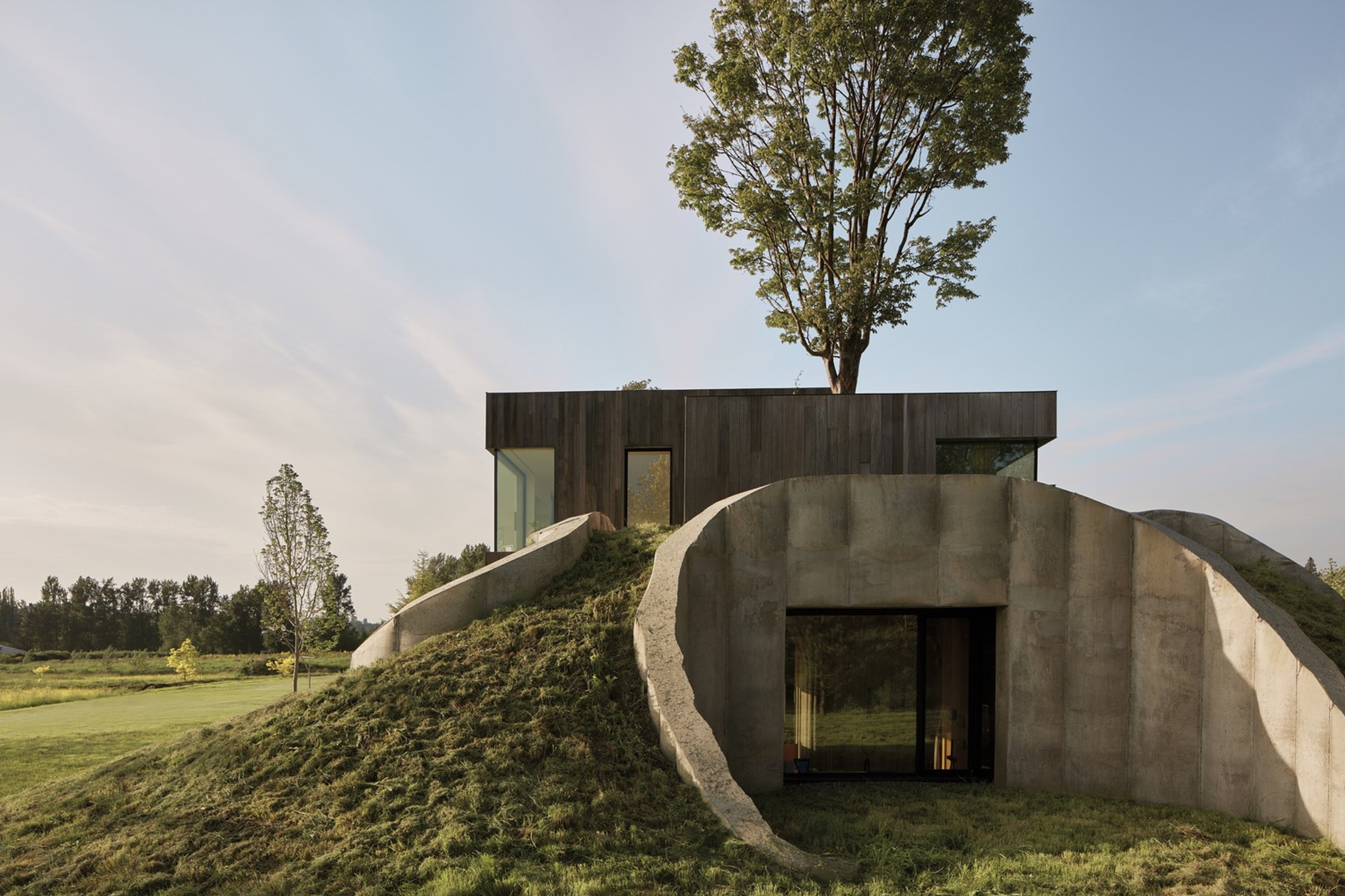 Innovative Concrete Home Design: The 75.9 House by Omer Arbel