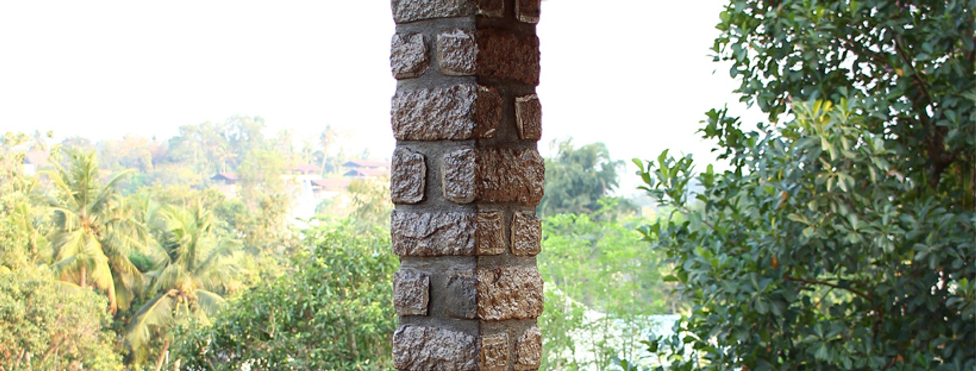 Pillar