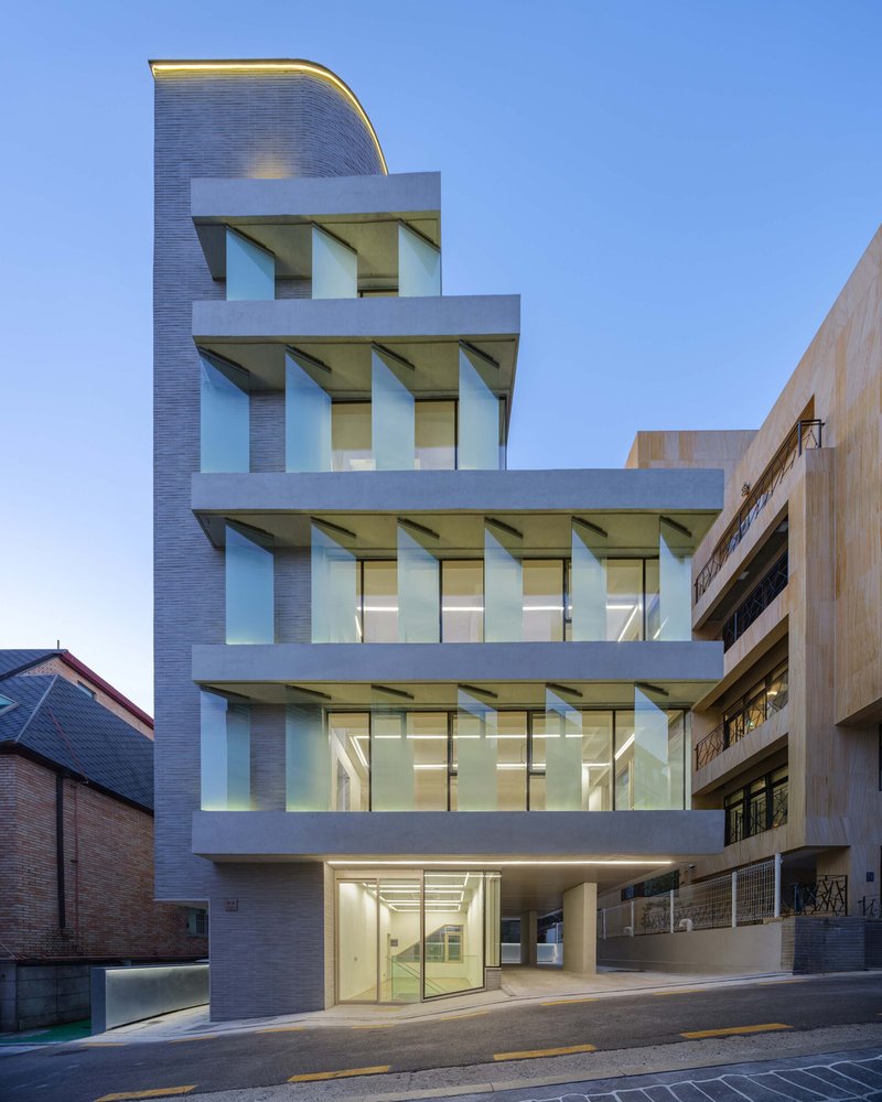 Nonhyun 169 by See Architects